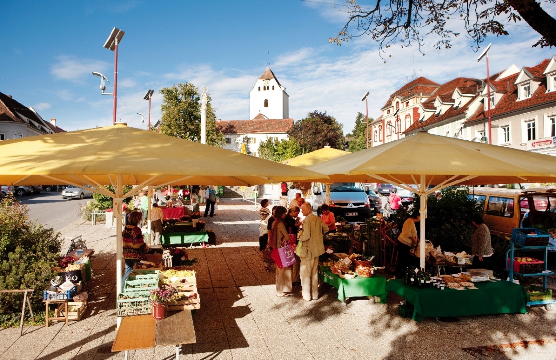 Bauernmarkt am Weizer Hauptplatz