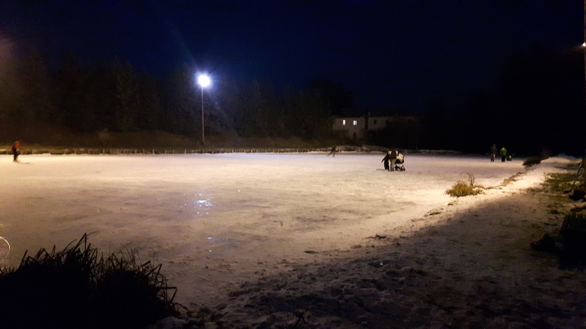 Eislaufen am Locker Teich St. Ruprecht an der Raab