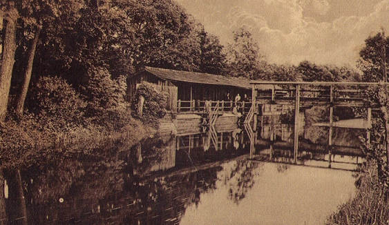 Postkarte Flussbad um 1928