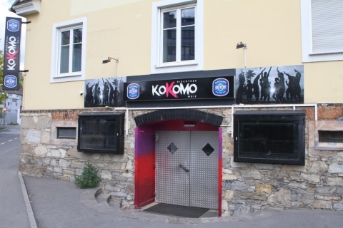 Kokomo von außen, Eingang